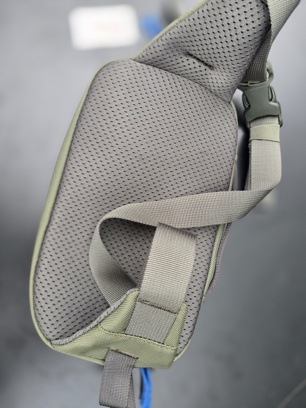 cotopaxi Olive Green Allpa 1.5x Crossbody Sling with Orange Trim and Blue Accent - Picture 2 of 2